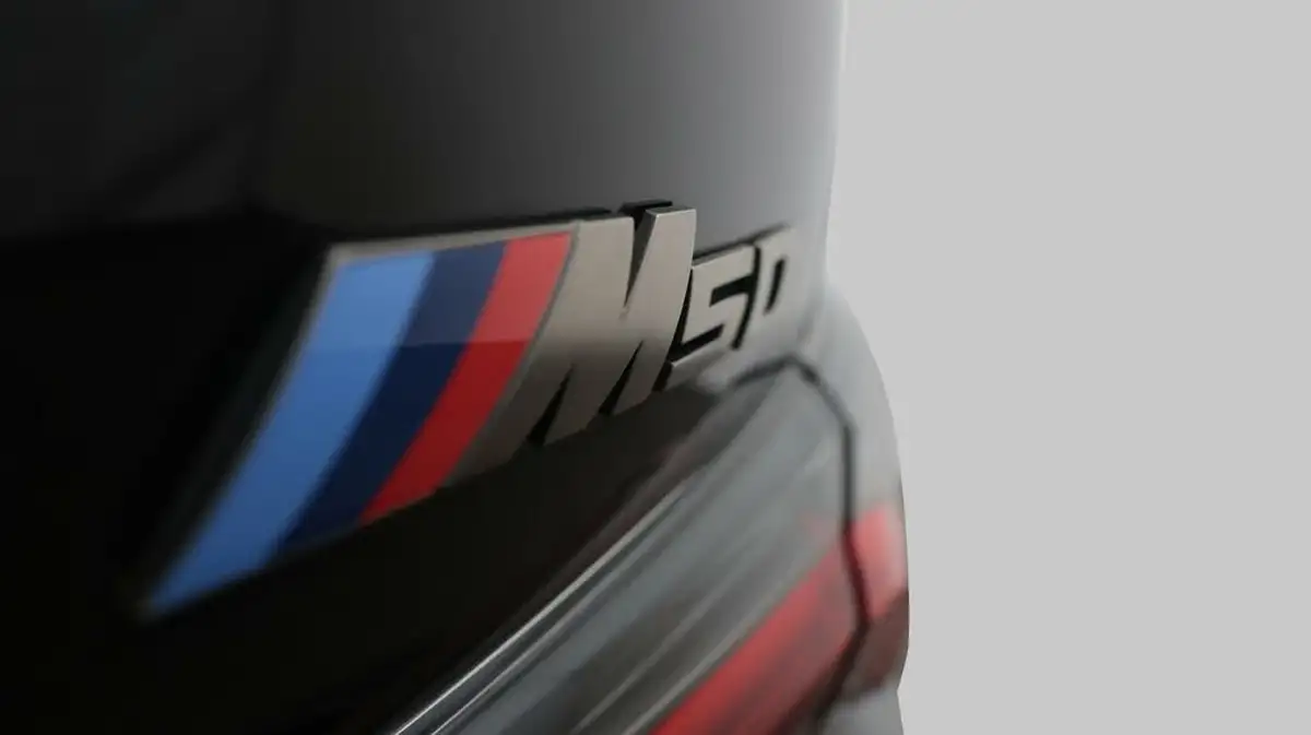 2022-bmw-i4-e-m50-big-24