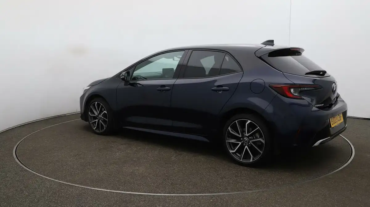 2023-toyota-corolla-18-vvt-i-excel-138bhp-hatchback-big-32