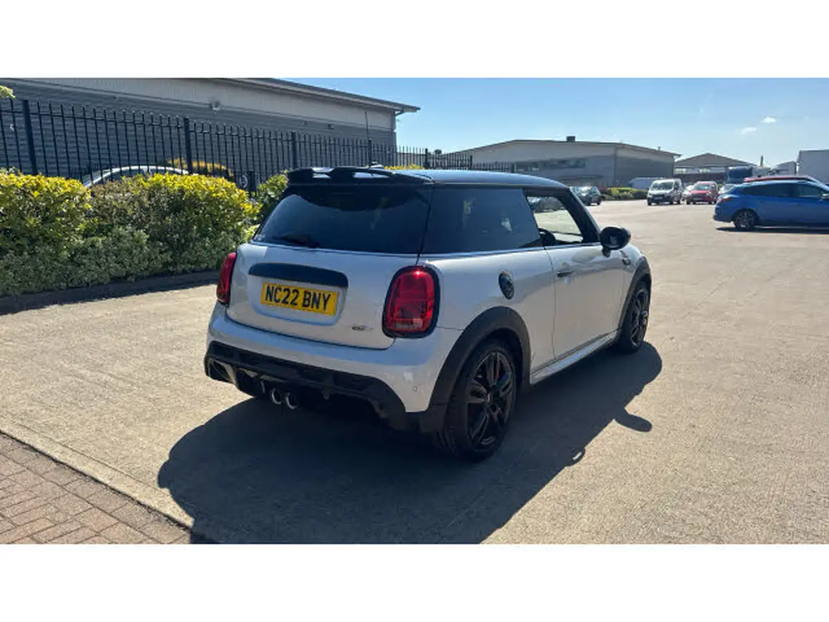 2022-mini-cooper-20-john-cooper-works-hatchback-3d-big-36