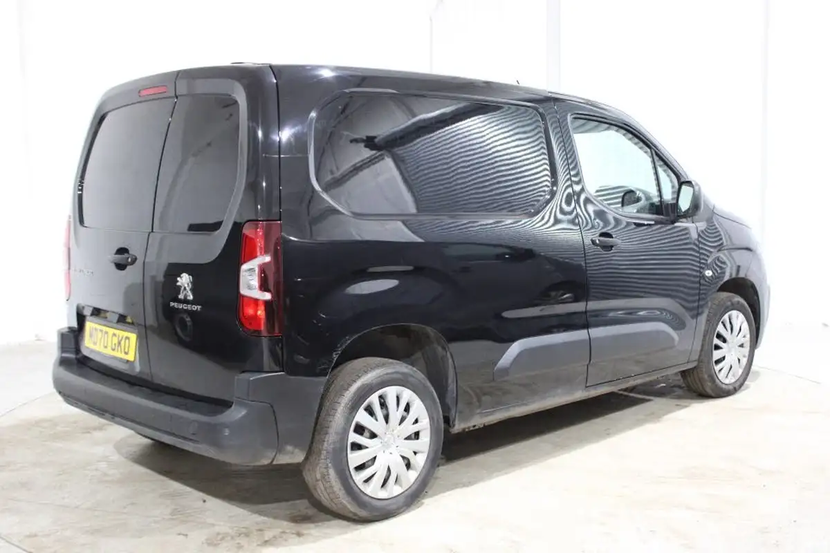 2021-peugeot-partner-15-bluehdi-1000-professional-100ps-eu6dt-panel-big-2