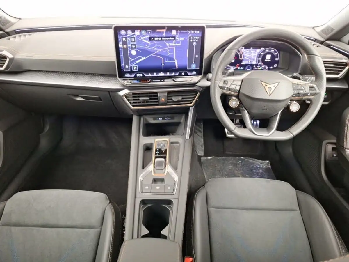2025-cupra-leon-nf-15-e-hybrid-vz1-hatchback-big-2