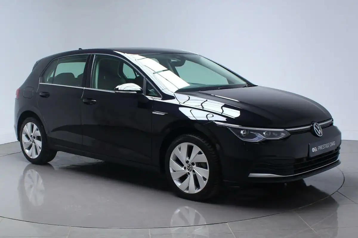 2023-volkswagen-golf-15-etsi-style-130ps-hatchback-big-3