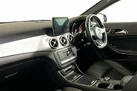 2017-mercedes-benz-gla-class-21d-gla-200d-amg-line-premium-plusss-4matic-7g-dct-small-9