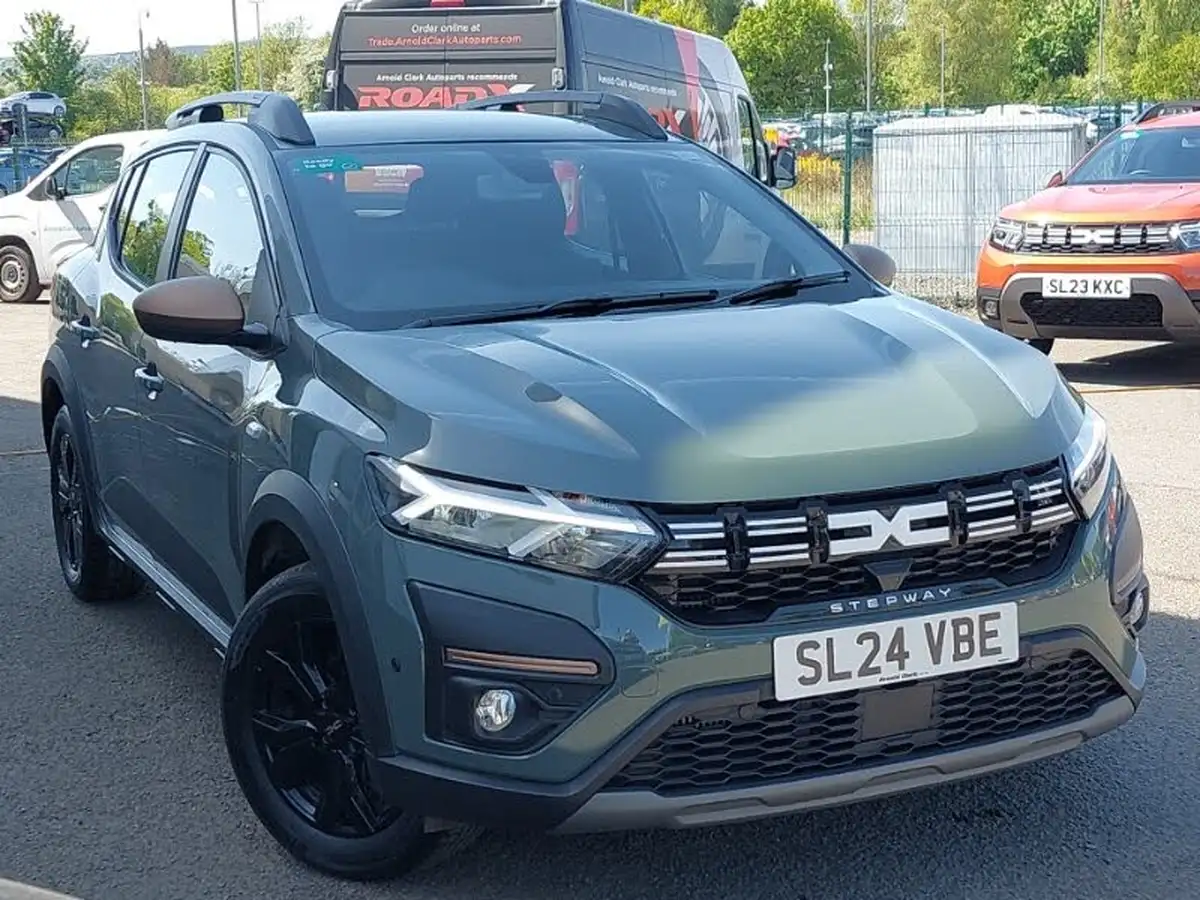 2024-dacia-sandero-stepway-10-tce-extreme-100bhp-bi-fuel-big-0