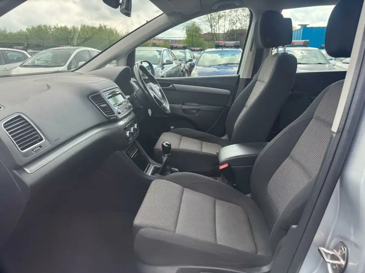 2015-volkswagen-sharan-20tdi-se-140ps-bluemotion-tech-ss-big-36