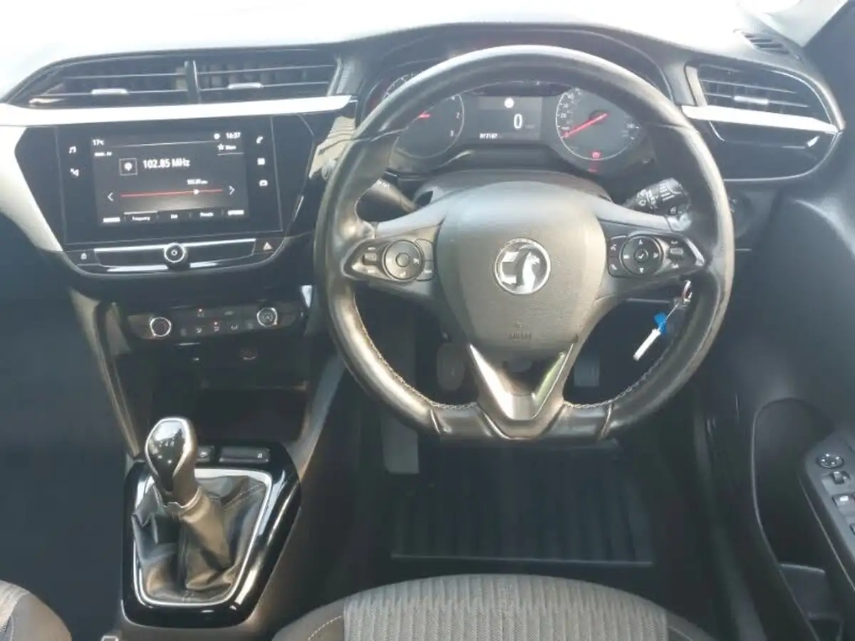 2022-vauxhall-corsa-12i-se-edition-big-6