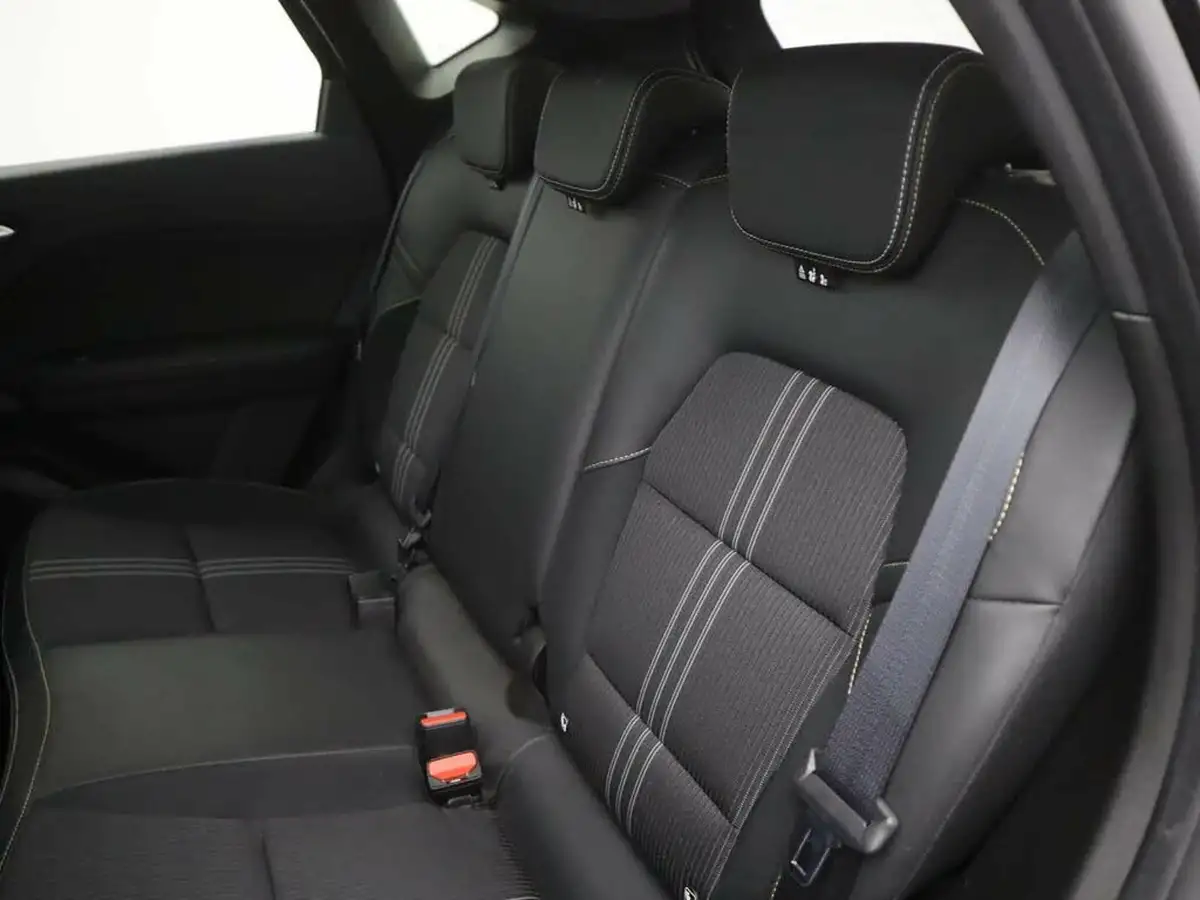 2024-renault-captur-16-e-tech-engineered-145ps-full-big-14