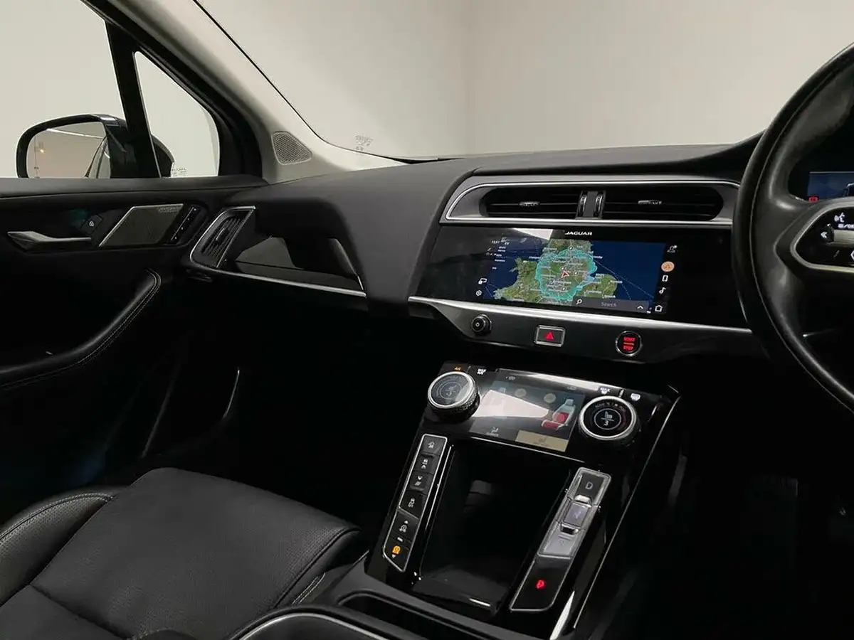 2021-jaguar-i-pace-ev400-hse-big-21