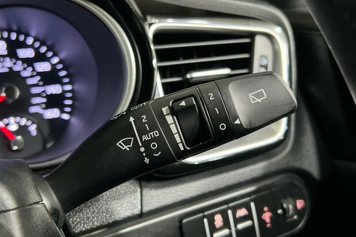 2023-kia-xceed-15-t-gdi-3-158bhp-big-27