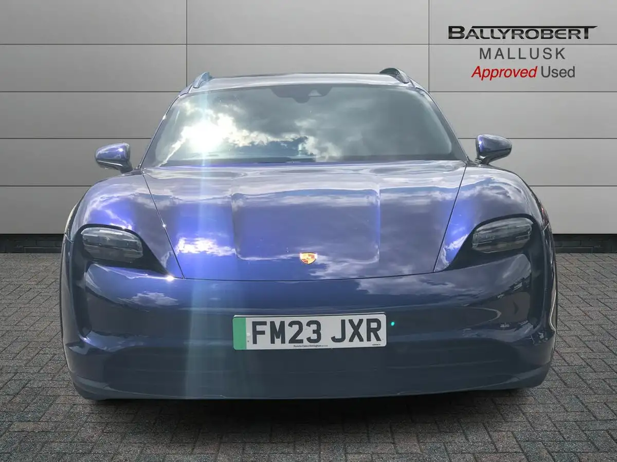 2023-porsche-taycan-e-4s-cross-turismo-big-9