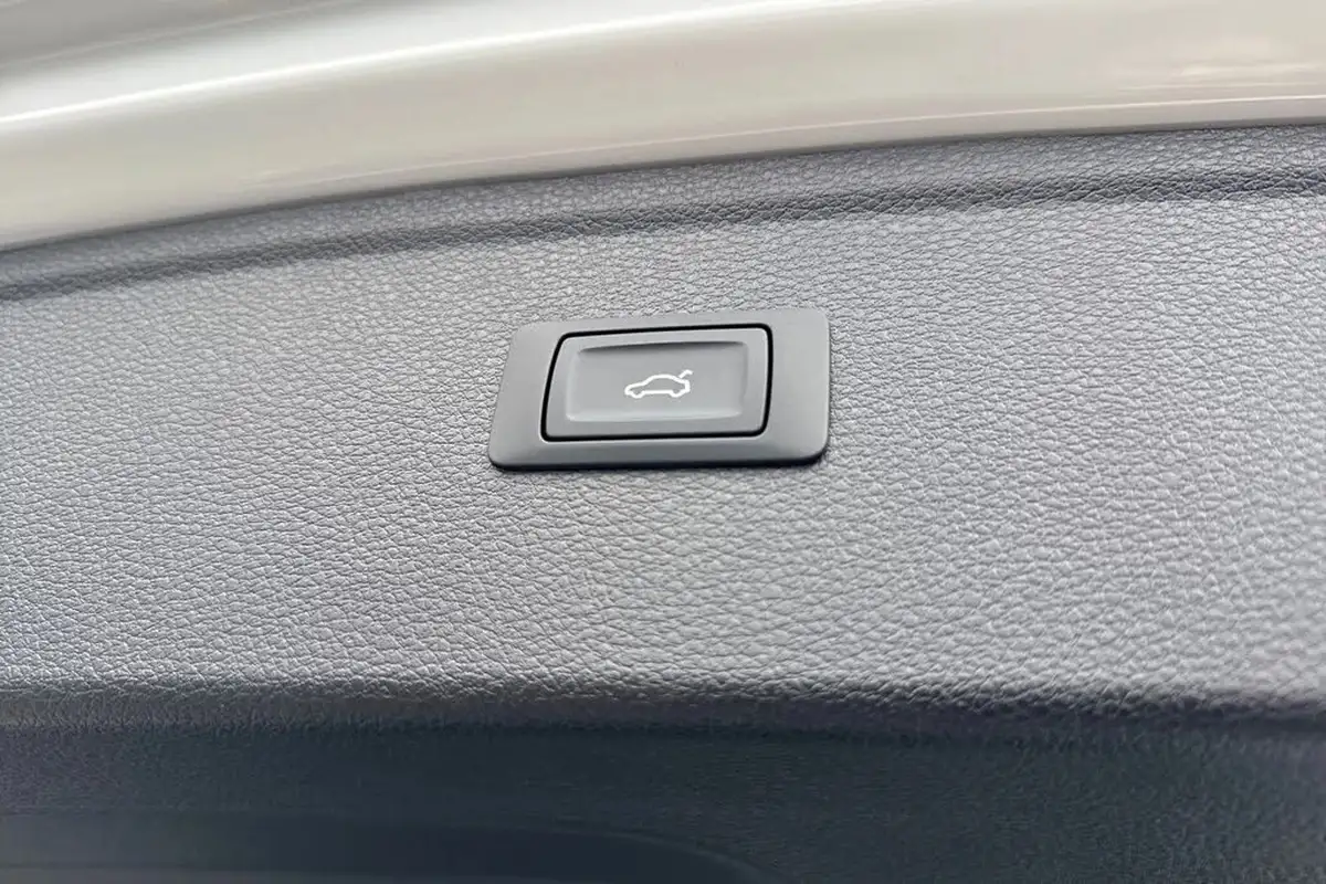 2025-audi-q5-20-45-tfsi-s-line-station-wagon-big-32