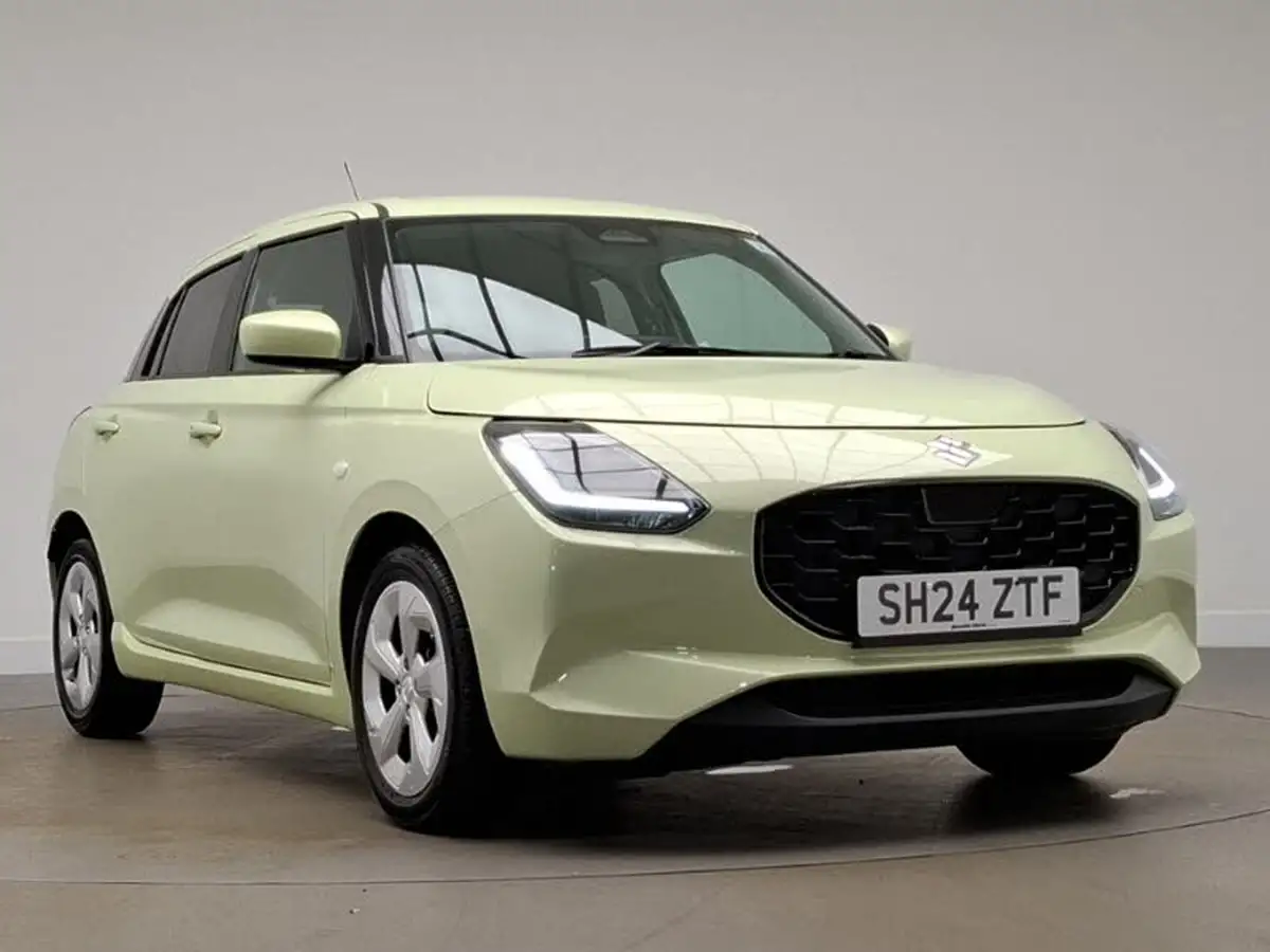 2024-suzuki-swift-12-motion-big-0