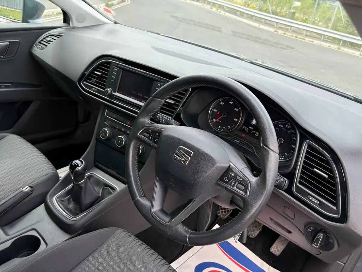 2013-seat-leon-16tdi-se-tech-pack-cr-105ps-hatchback-5d-big-13
