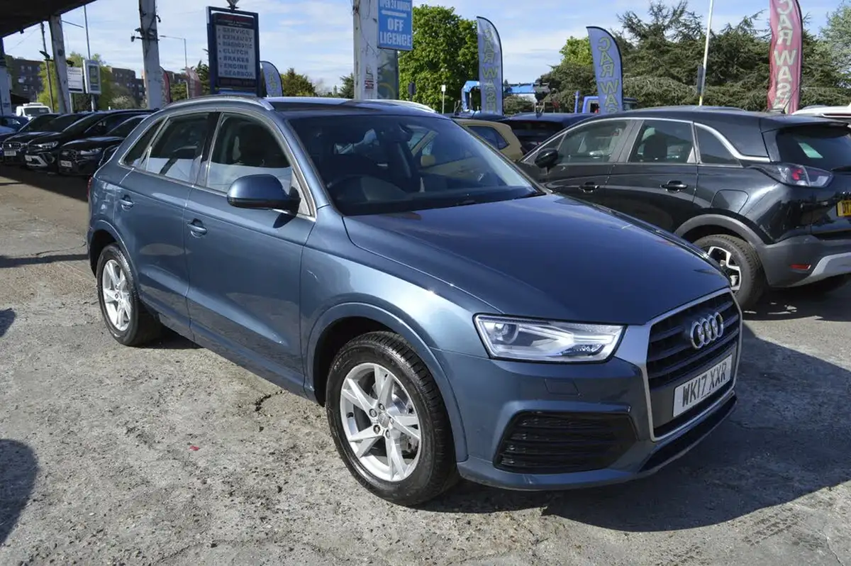 2017-audi-q3-14-tfsi-sport-s-tronic-big-0