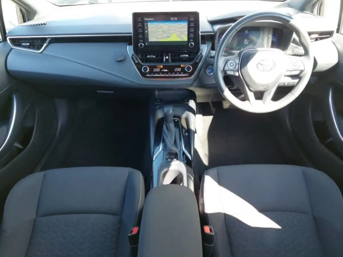 2019-toyota-corolla-20-vvt-i-design-trk-hatchback-big-2