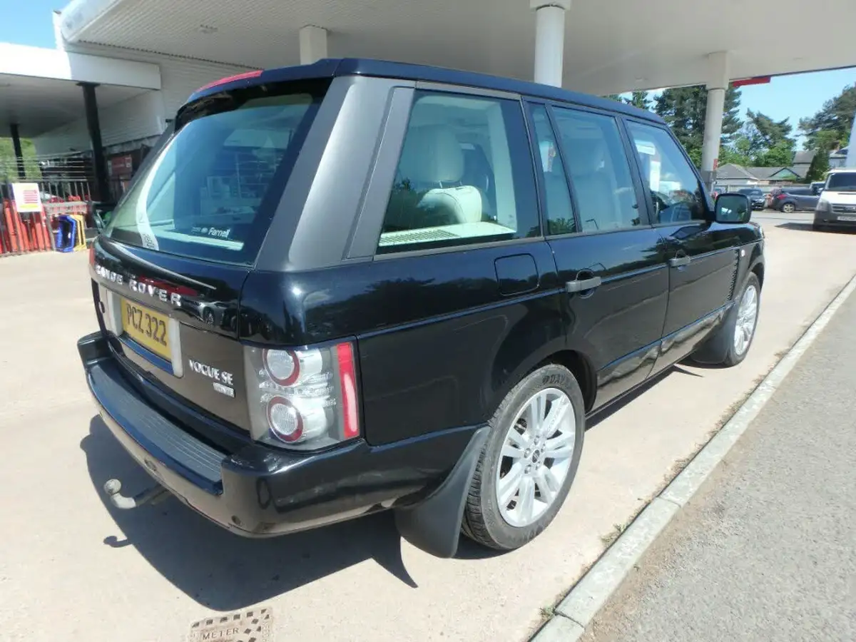 2011-land-rover-range-rover-44td-vogue-se-big-6