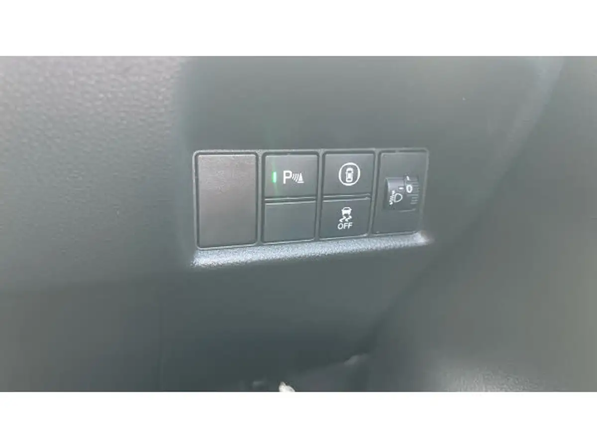 2021-honda-jazz-15-i-mmd-ex-107ps-big-33