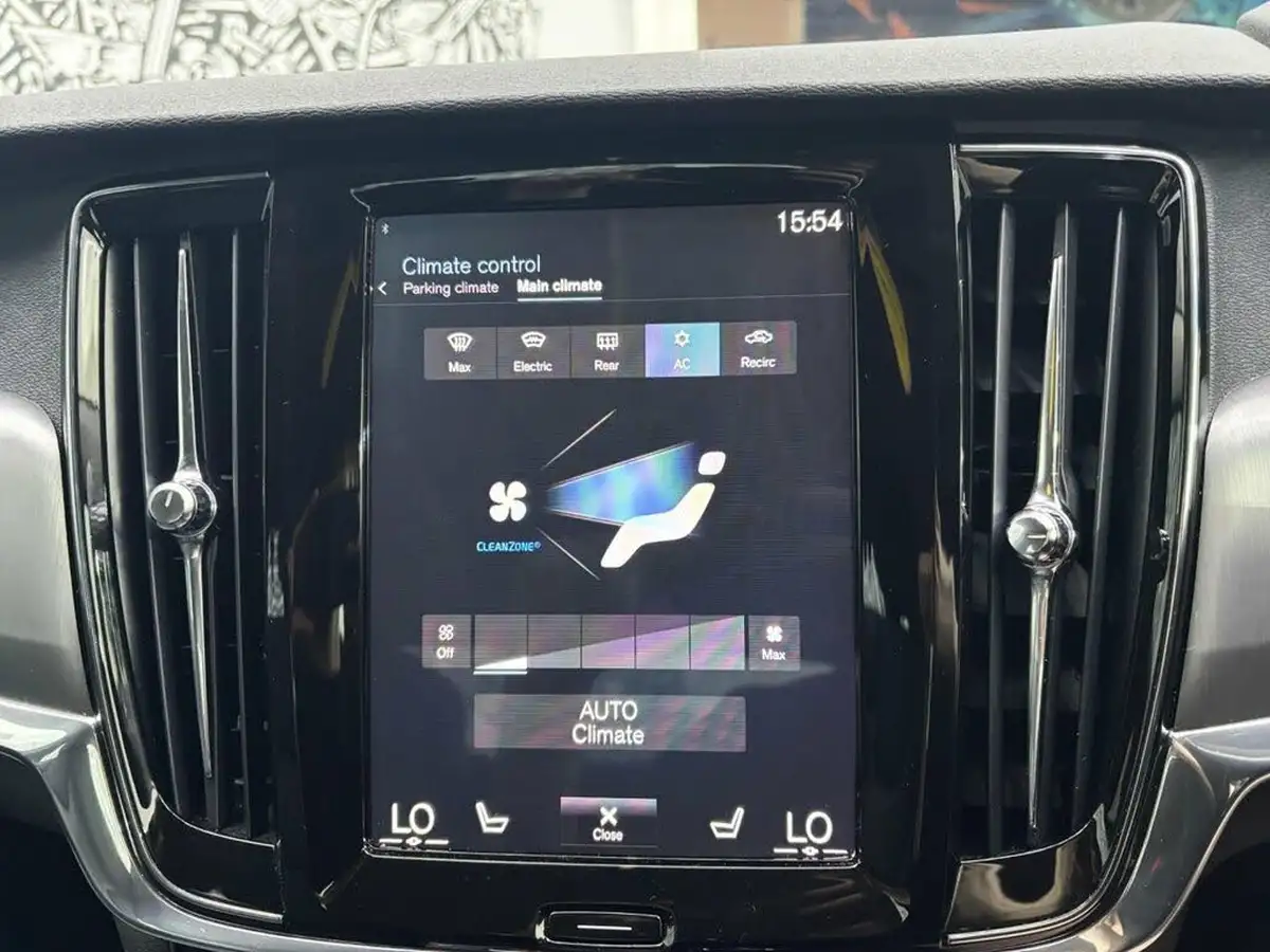 2018-volvo-s90-20td-d4-momentum-big-20