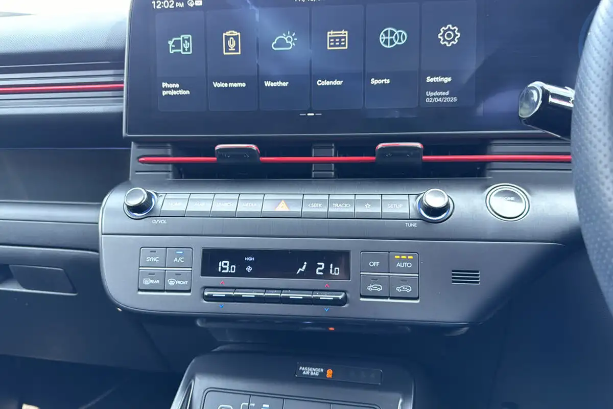 2024-hyundai-kona-10-t-gdi-n-line-s-120ps-dct-big-15