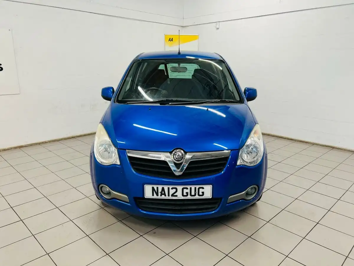 2012-vauxhall-agila-12-se-big-2