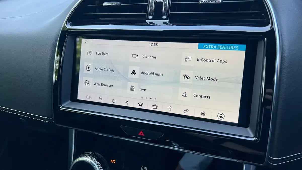 2019-jaguar-xe-20d-r-dynamic-s-awd-big-22