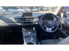 2016-lexus-ct-200h-18-sport-small-9