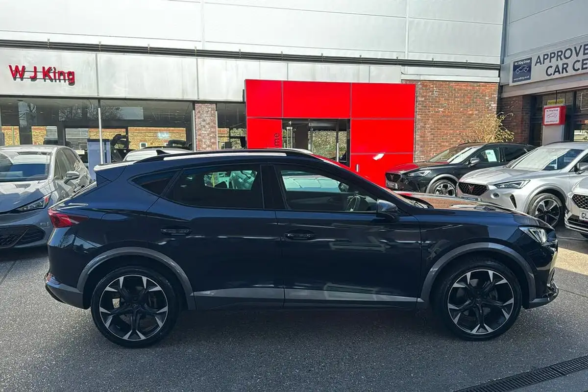 2021-cupra-formentor-14-e-hybrid-v2-big-5