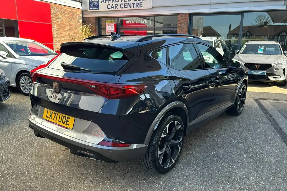 2021-cupra-formentor-14-e-hybrid-v2-big-29