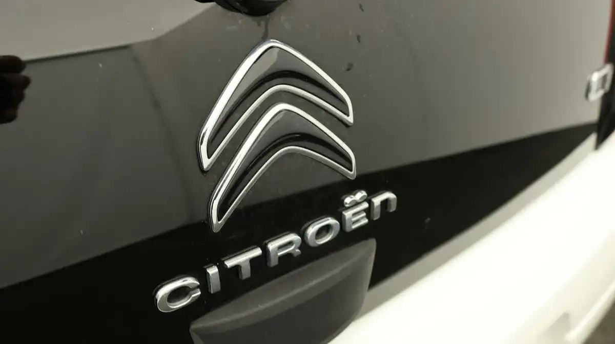 2019-citroen-c1-10-vti-flair-72ps-ss-5d-big-19