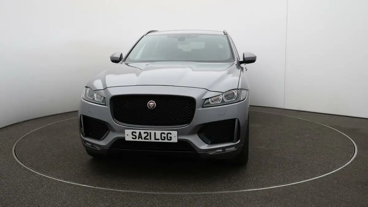 2021-jaguar-f-pace-20-i4d-chequered-flag-180ps-big-41