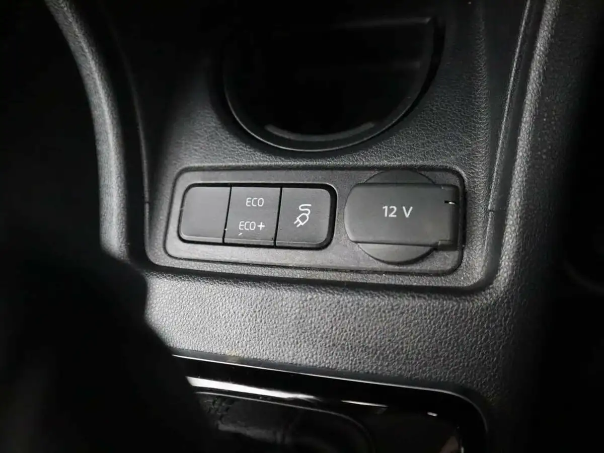 2022-volkswagen-up-e-e-up-big-28