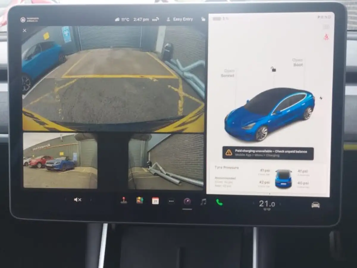 2019-tesla-model-3-e-4x4-performance-pack-big-13