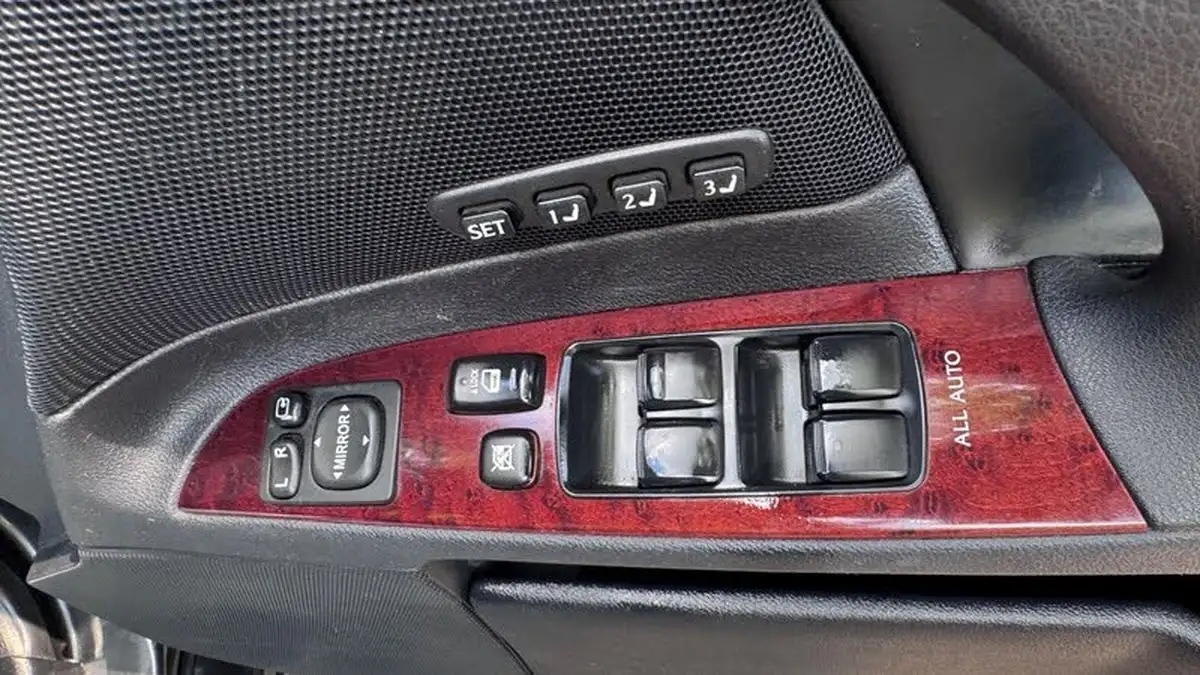 2008-lexus-is-250-25-se-auto-big-19