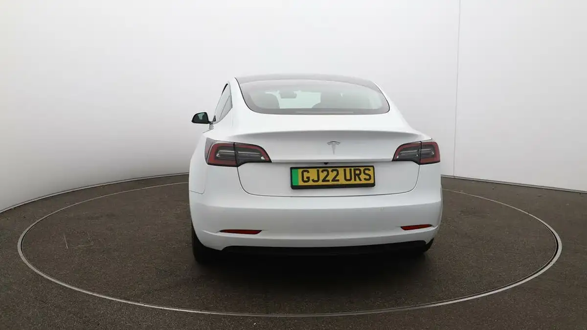 2021-tesla-model-3-e-standard-plus-big-6