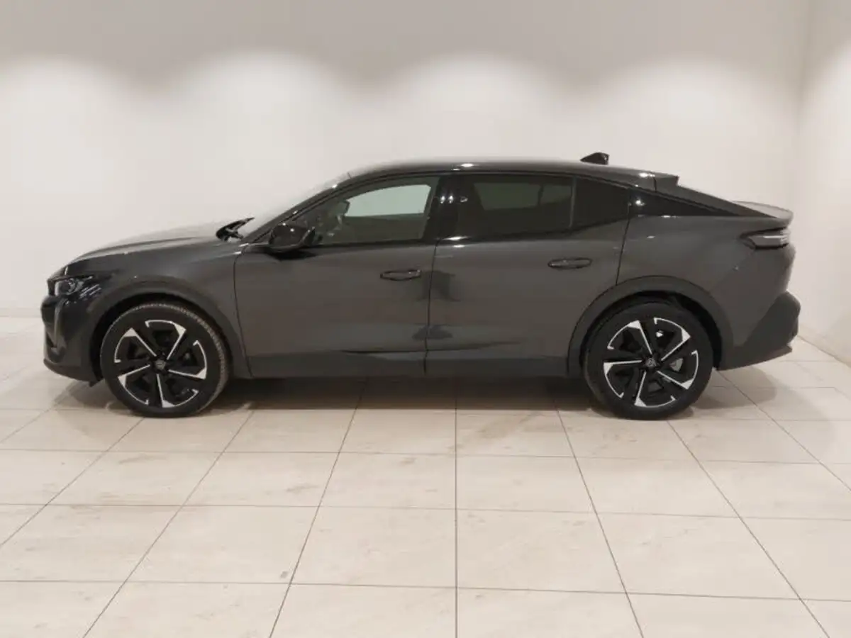 2023-peugeot-408-12-puretech-allure-premium-big-3