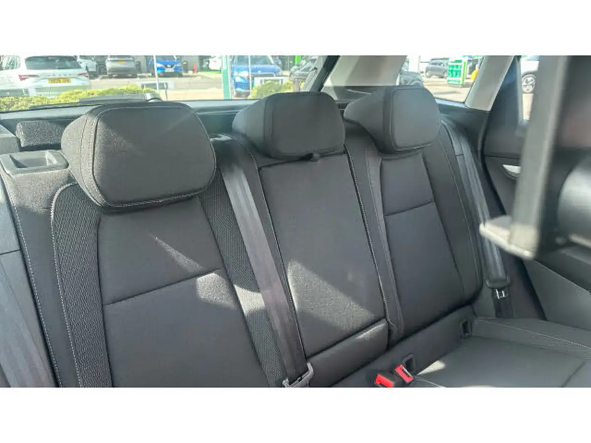 2025-skoda-karoq-10-tsi-se-drive-116ps-big-15