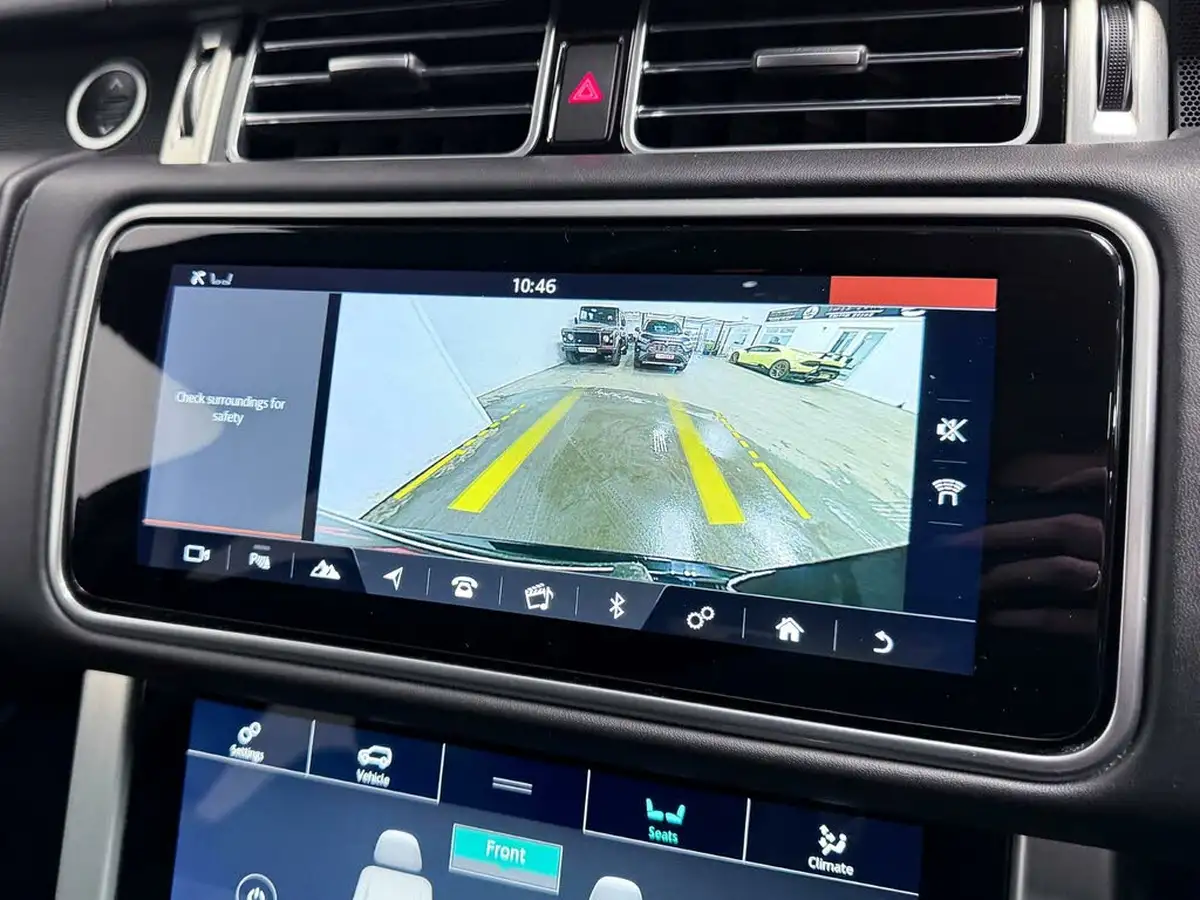 2019-land-rover-range-rover-30-sdv6-vogue-big-46