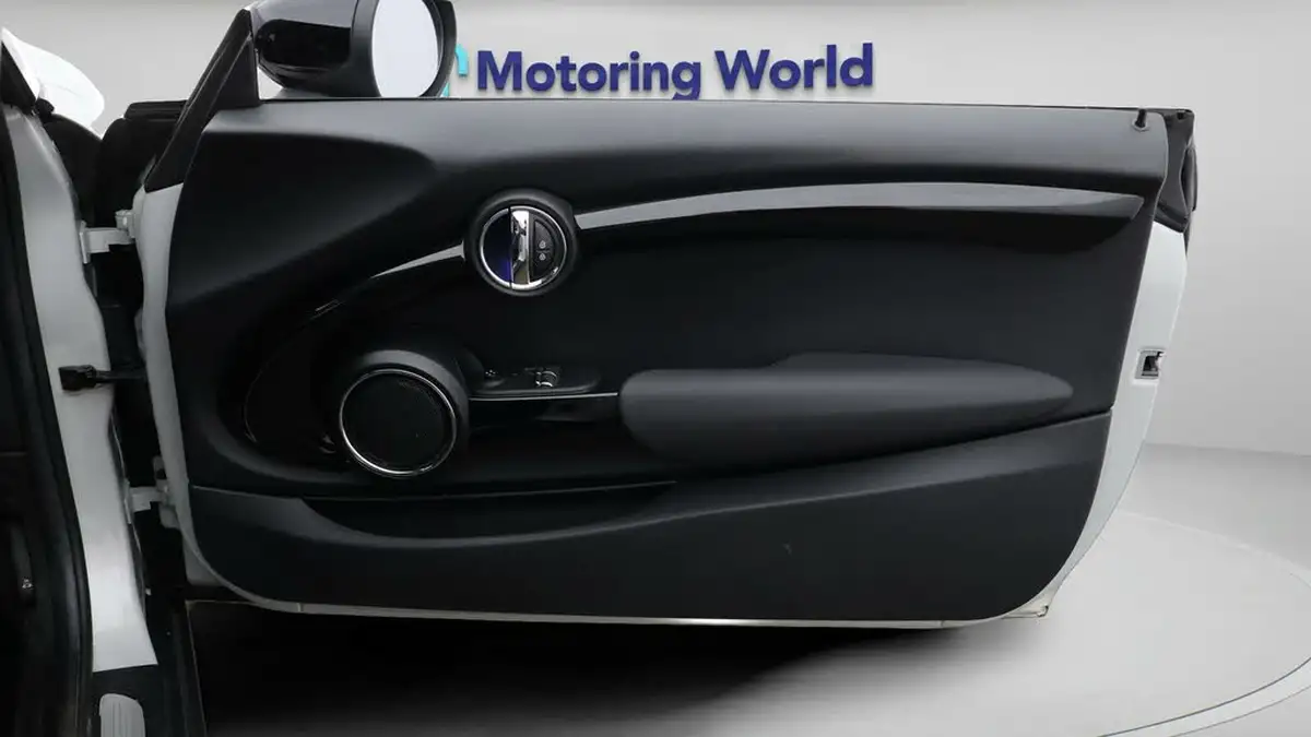 2019-mini-cooper-15-cooper-exclusive-134bhp-nav-hatchback-3d-auto-big-14