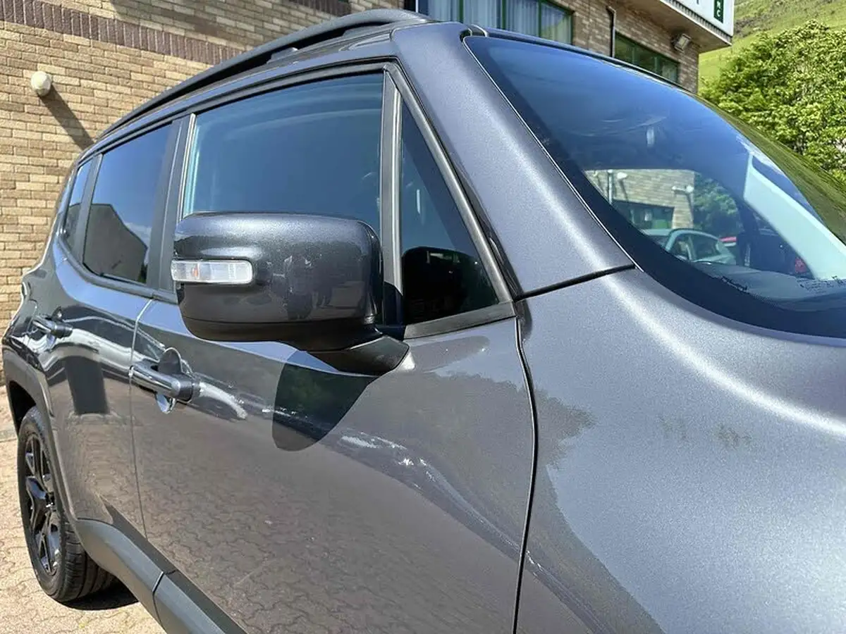 2021-jeep-renegade-10-gse-night-eagle-big-17