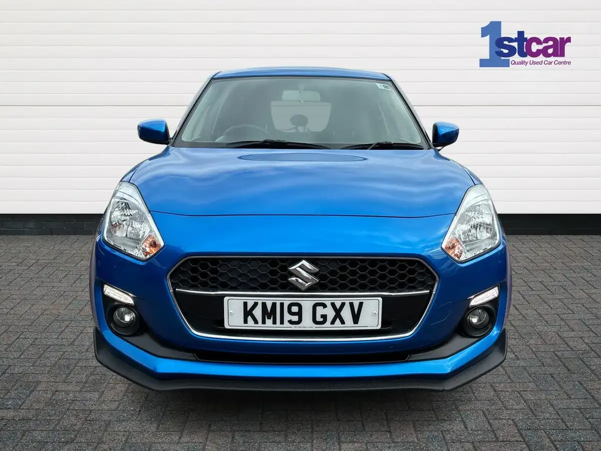 2019-suzuki-swift-12-dualjet-attitude-big-6