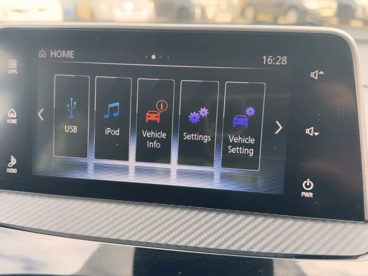 2019-mitsubishi-eclipse-cross-15-4-auto-big-32