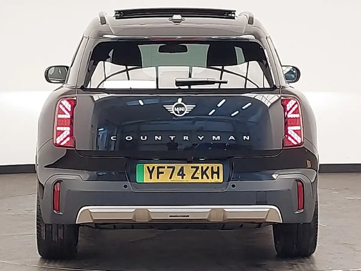 2024-mini-countryman-e-cooper-e-exclusive-big-14