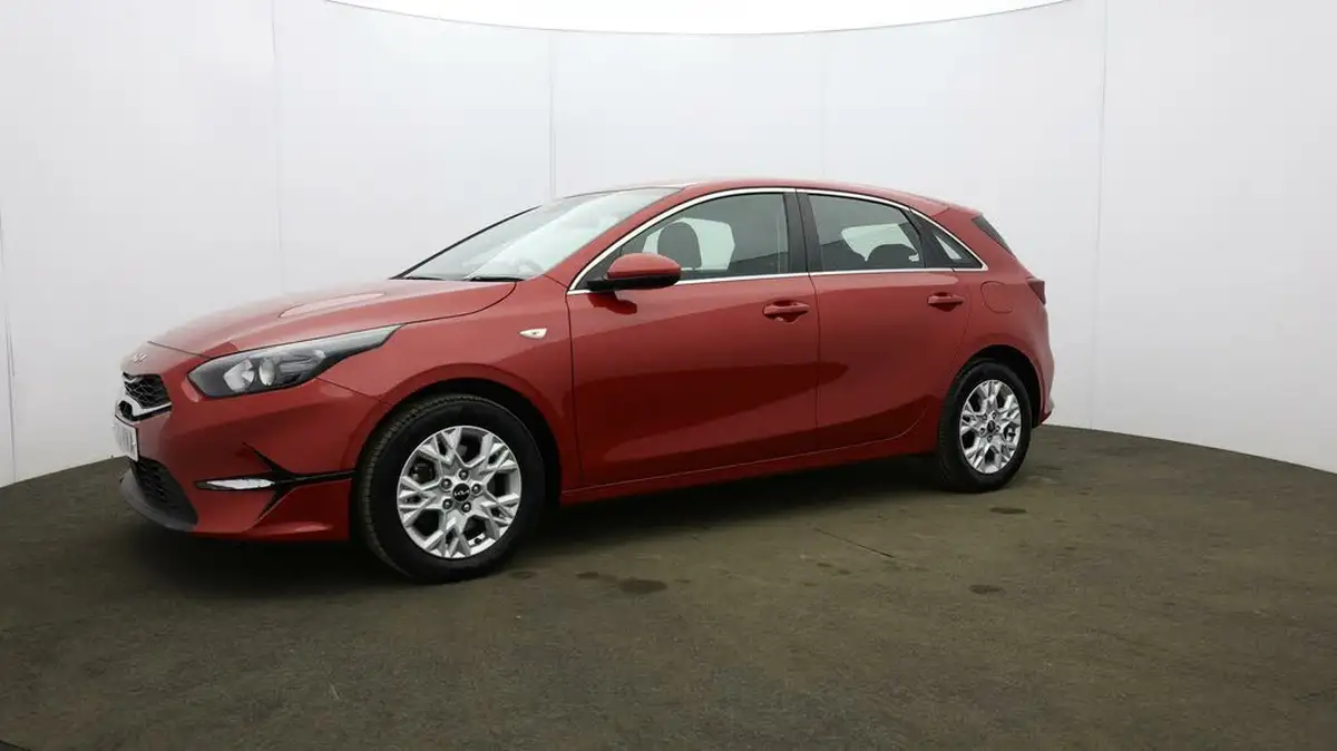 2023-kia-ceed-15-t-gdi-2-158bhp-hatchback-big-34