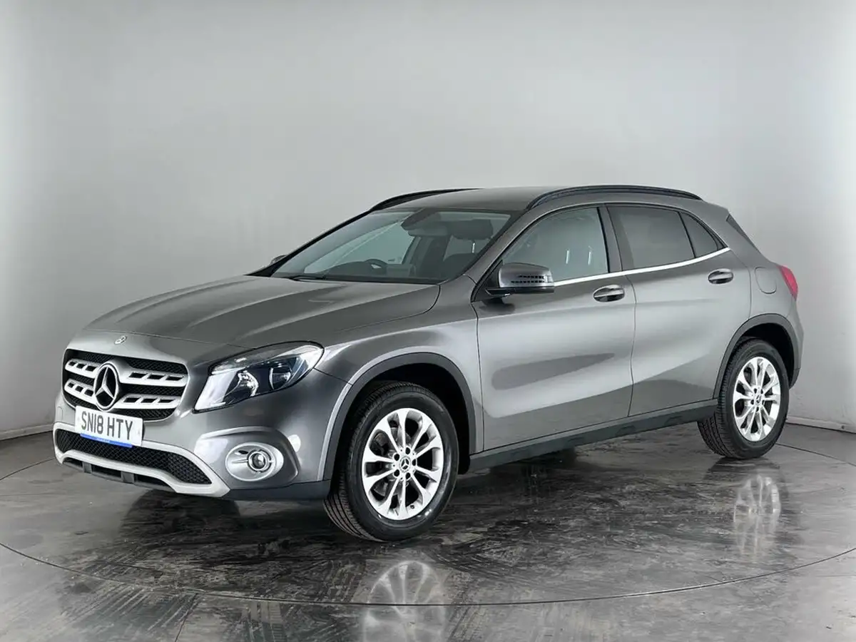 2018-mercedes-benz-gla-class-16-gla-200-se-154bhp-big-2