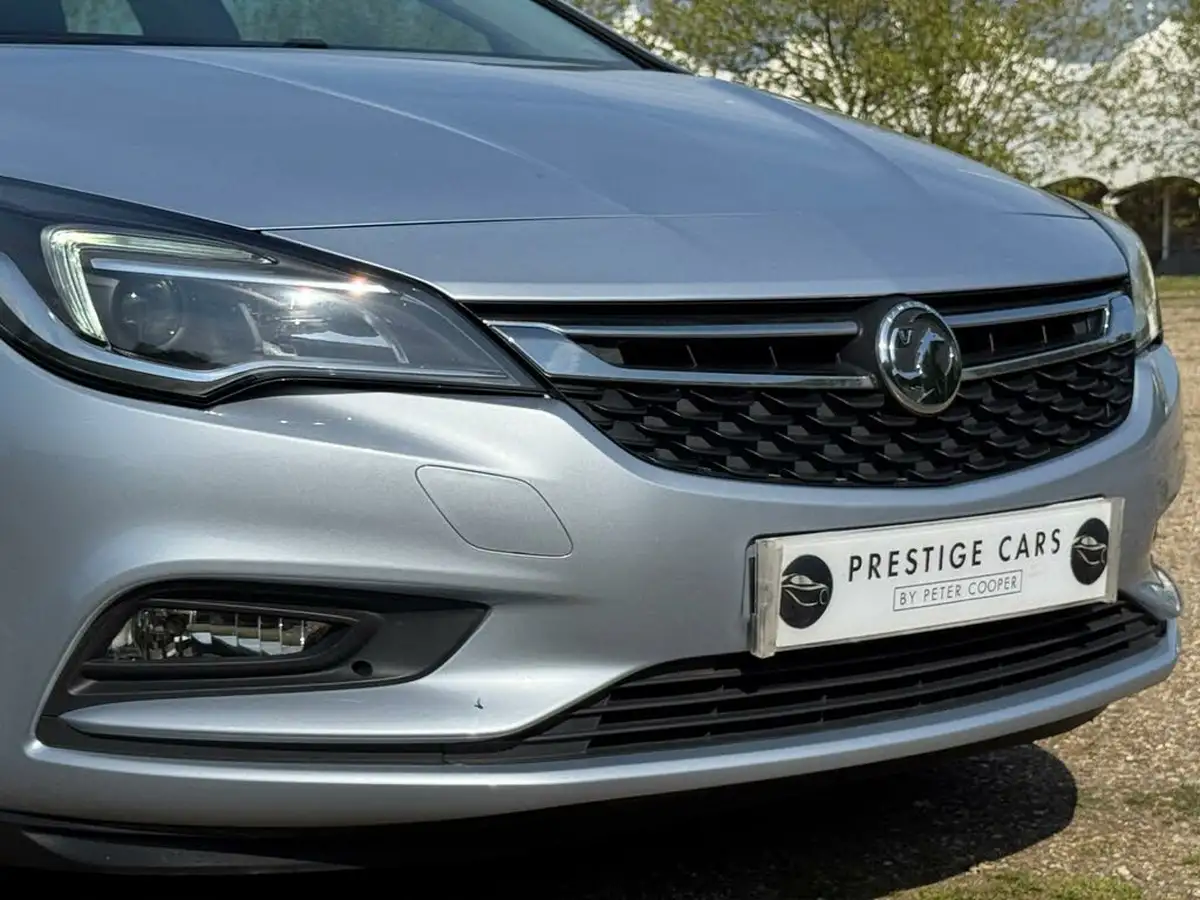 2019-vauxhall-astra-14i-16v-turbo-sri-nav-ss-hatchback-big-10