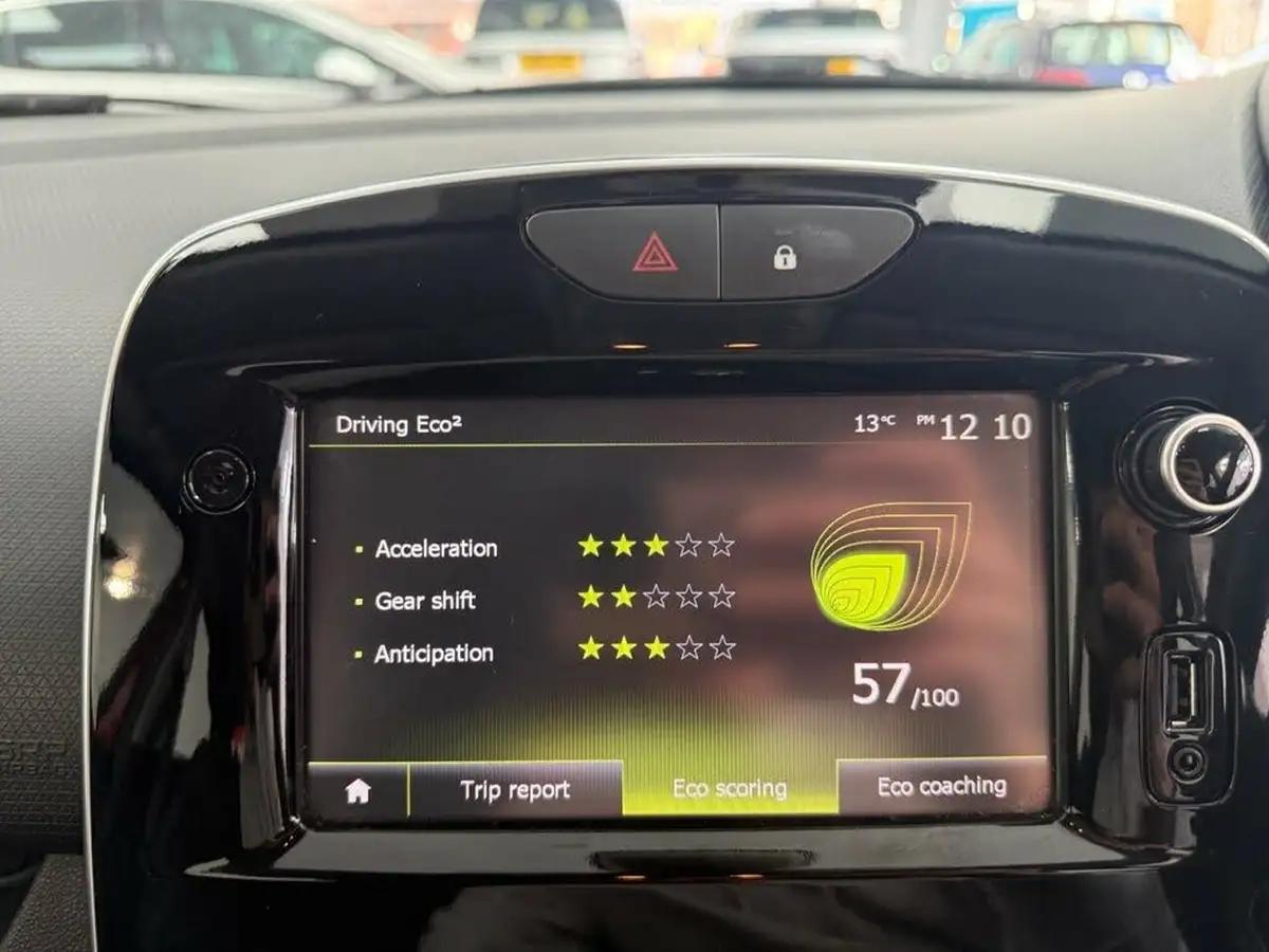 2018-renault-clio-09-tce-dynamique-nav-big-37