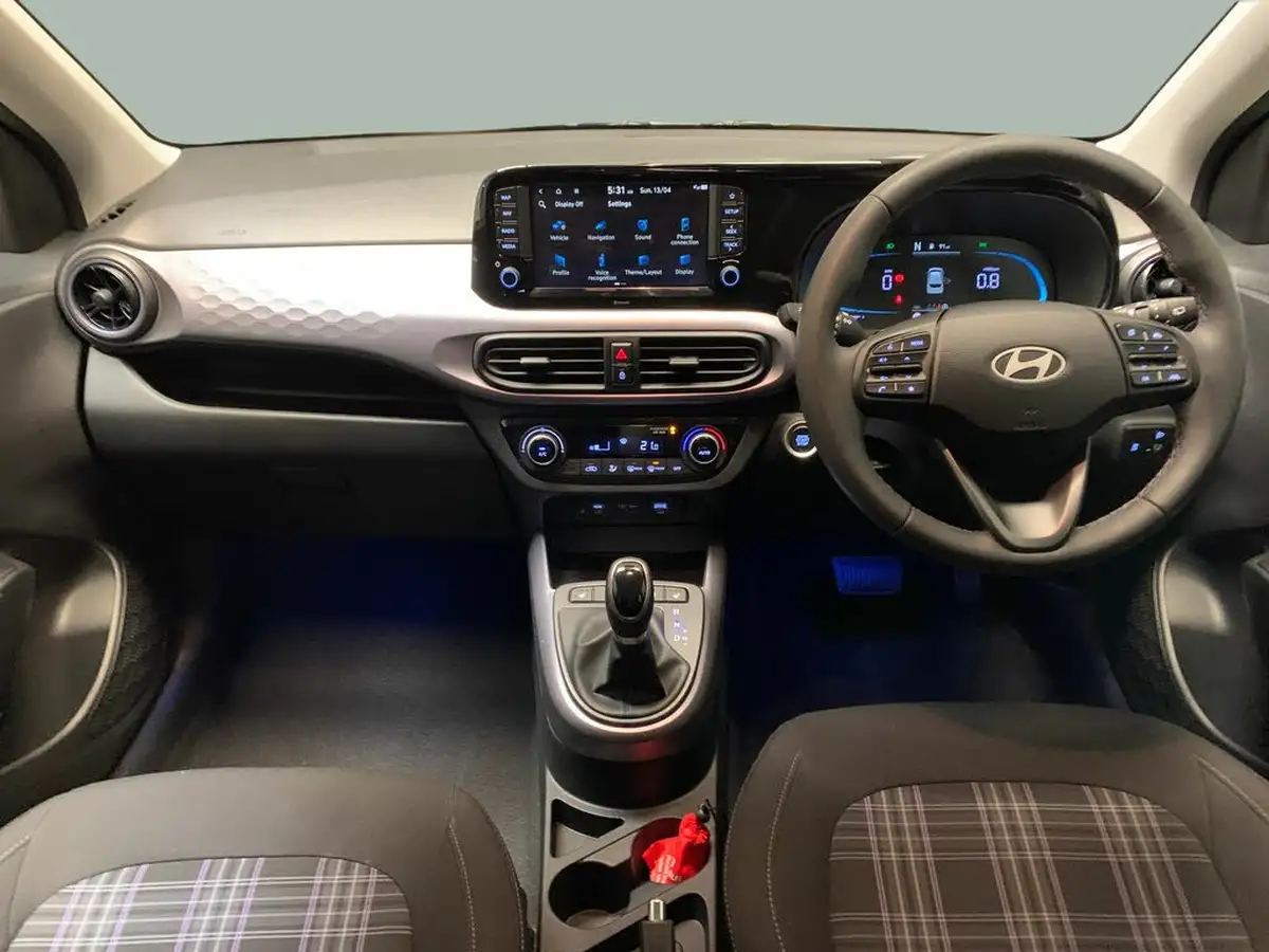 2024-hyundai-i10-10-premium-63ps-auto-big-7