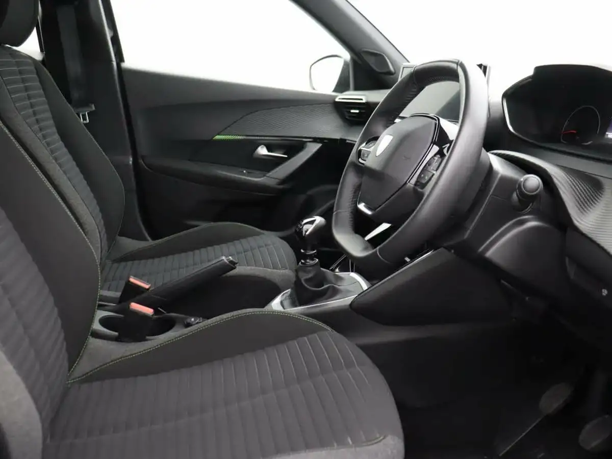 2023-peugeot-2008-suv-12-puretech-active-big-29