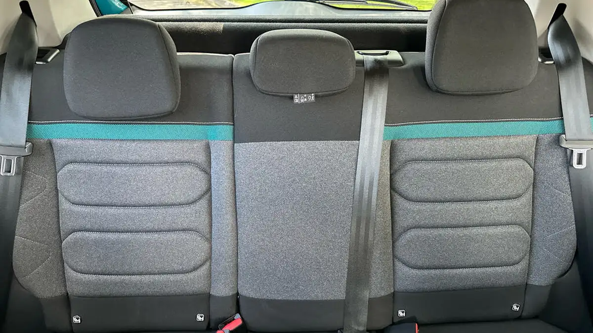 2022-citroen-c3-12-puretech-shine-plus-110ps-ss-eat6-big-24