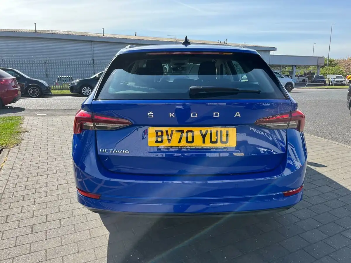 2020-skoda-octavia-10-tsi-se-technology-109ps-estate-big-8